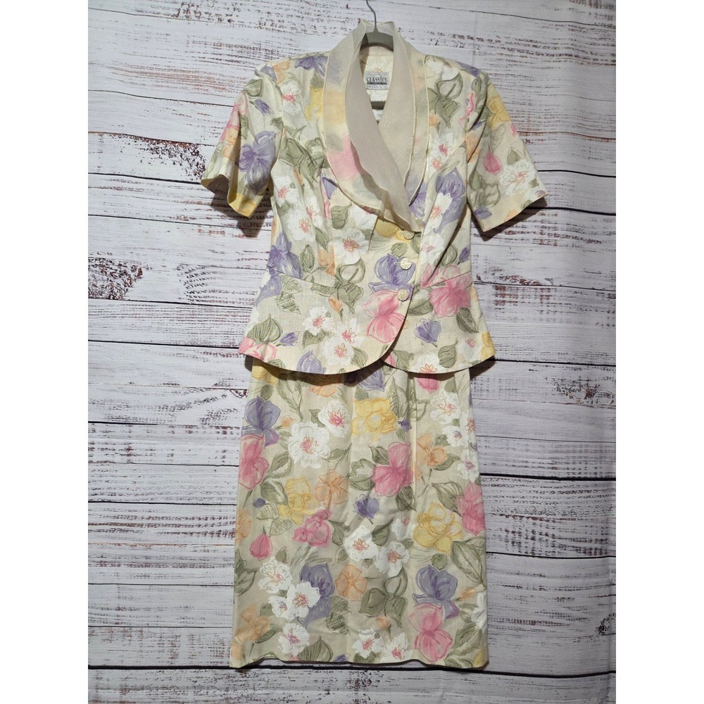 Vintage Classics by Leslie Fay Floral Skirt Suit Pastel Peplum 2pc Set Size 8